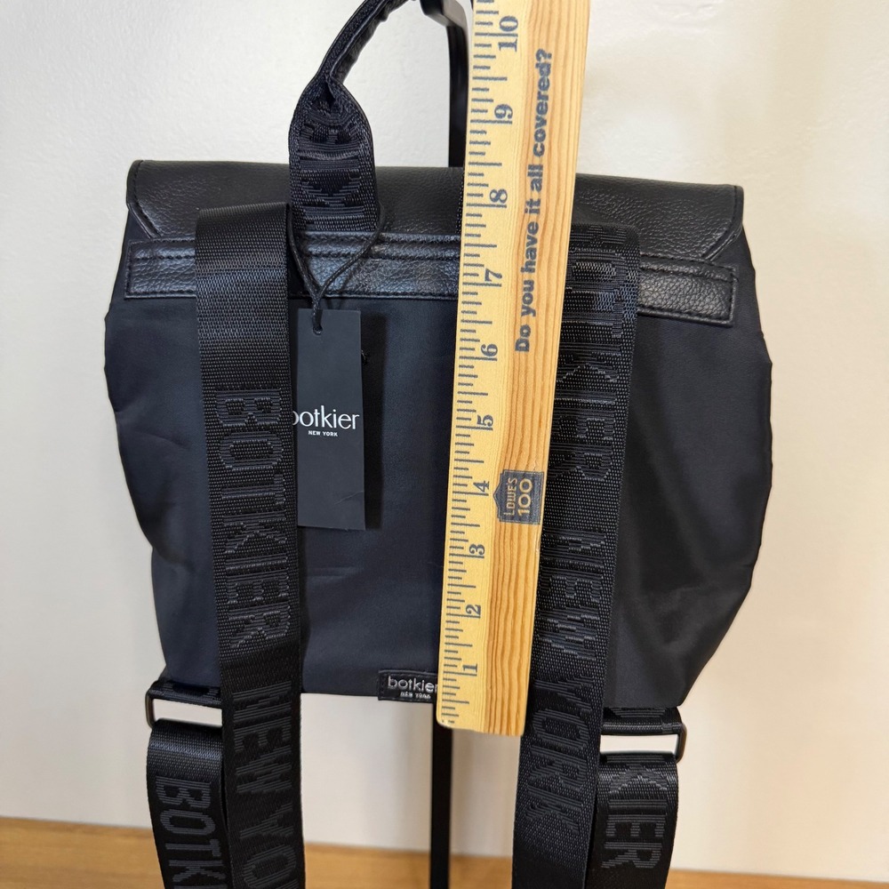 Botkier New York Trigger Black Nylon Leather Flap Backpack Logo Straps NEW - Picture 5 of 5